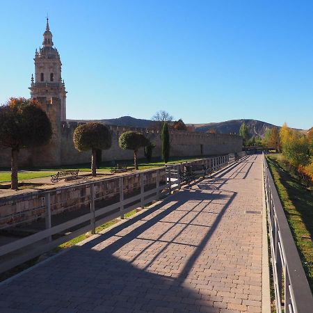 La Casona Del Zoilo -Los Arenales- เอลบูร์โก เด ออสมา ภายนอก รูปภาพ